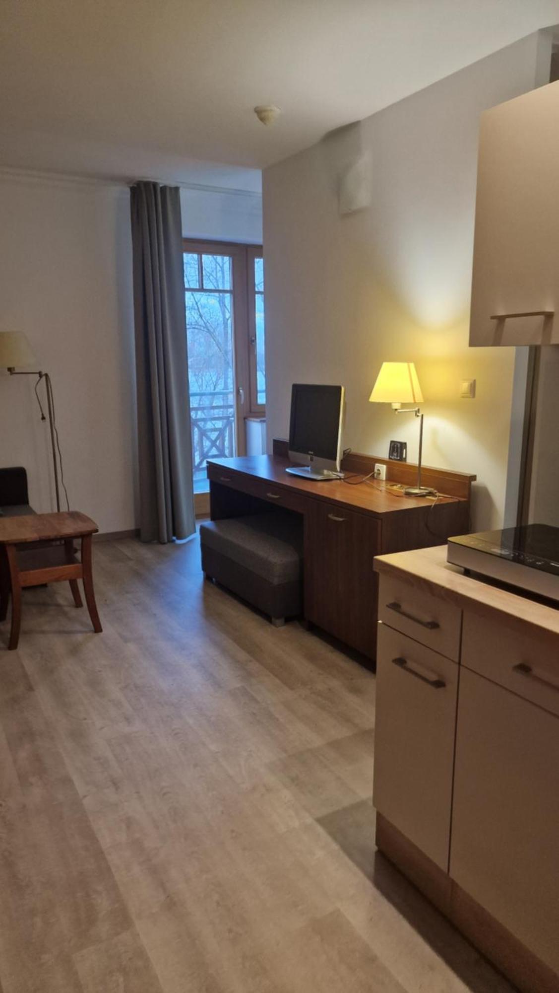 Whit Balcony And View Checkin - Drazdiak * Pressburg